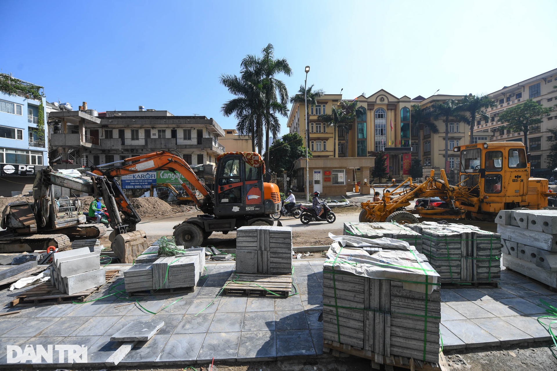 Hiện trạng con đường đau khổ Vũ Trọng Phụng trước ngày thông xe 1 tháng - 11 Hiện trạng con đường đau khổ Vũ Trọng Phụng trước ngày thông xe 1 tháng - 11