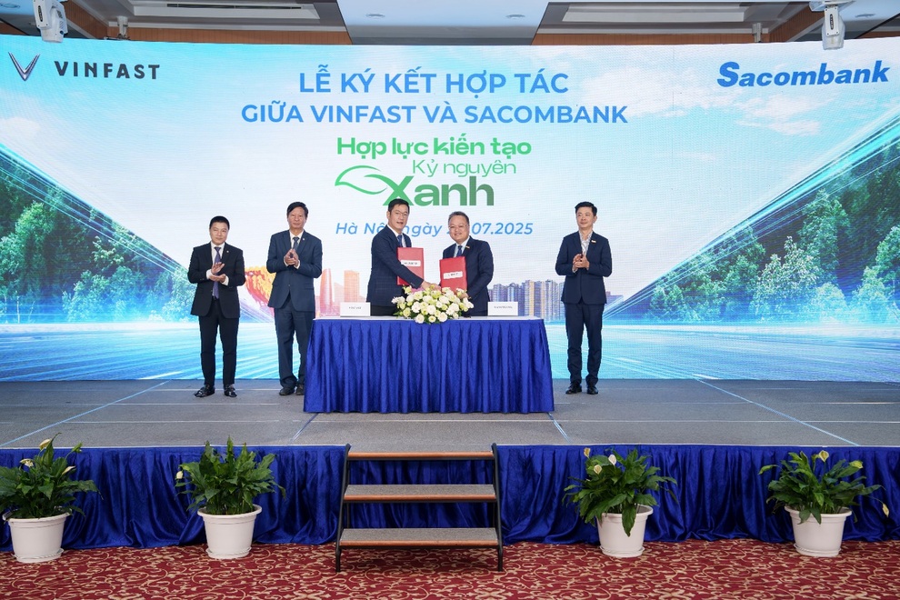 Sở hữu xe điện với lãi suất cho vay cạnh tranh từ Sacombank - 1 Sở hữu xe điện với lãi suất cho vay cạnh tranh từ Sacombank - 1