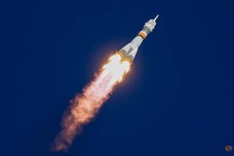 Khoảnh khắc tàu vũ trụ Soyuz gặp sự cố, phi hành gia thoát chết trong gang tấc