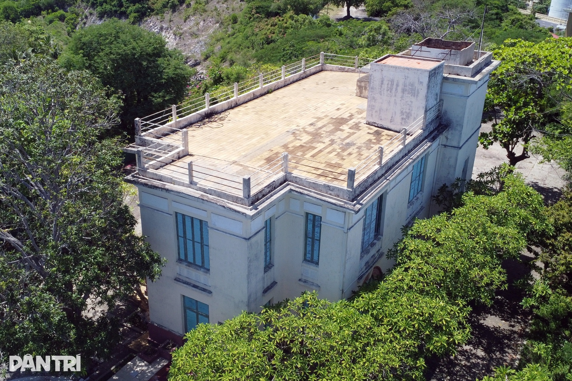 Biệt thự Vọng Nguyệt từng được đề xuất làm nơi ở cho cán bộ gây tranh cãi - 5 Biệt thự Vọng Nguyệt từng được đề xuất làm nơi ở cho cán bộ gây tranh cãi - 5