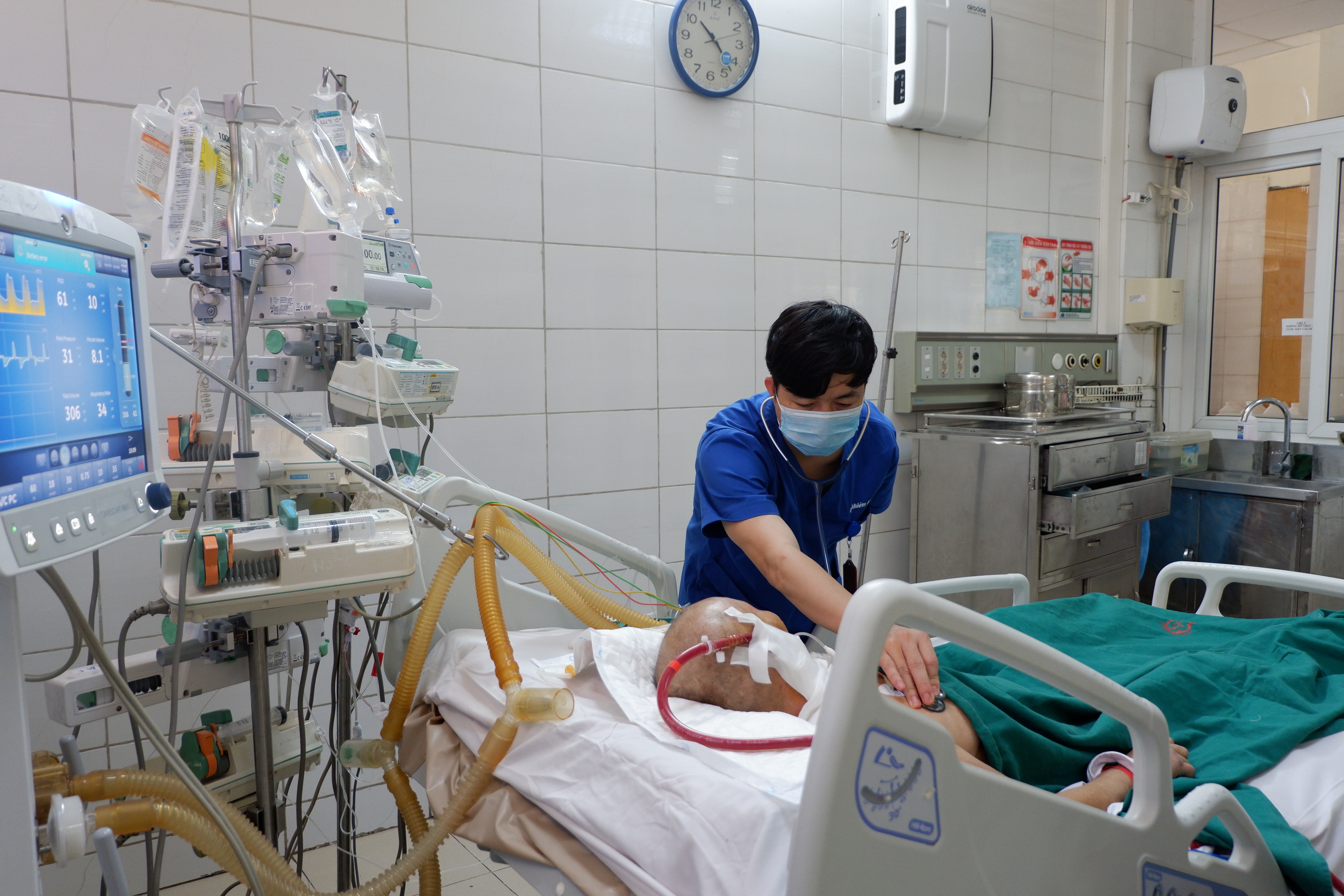 Đối mặt vi khuẩn kháng thuốc: Bác sĩ đau đầu vì tất cả vũ khí dần vô hiệu - 2