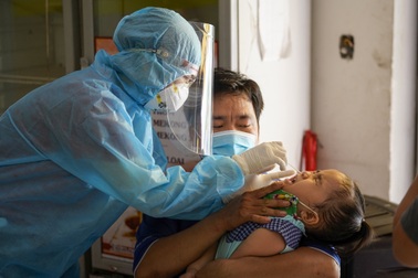 Bệnh viện Nhi Đồng 1 ngừng nhận bệnh nhân sơ sinh sau ca mắc Covid-19