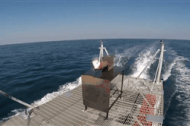 Mỹ thử nghiệm hệ thống vũ khí laser tốc độ ánh sáng