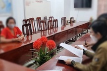 Bị bại lộ trốn truy nã gần 20 năm vì rượt chém mẹ chồng