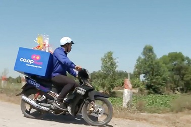 Siêu thị Co.opmart: Đặt hàng Cà Mau, giao hàng Hà Nội