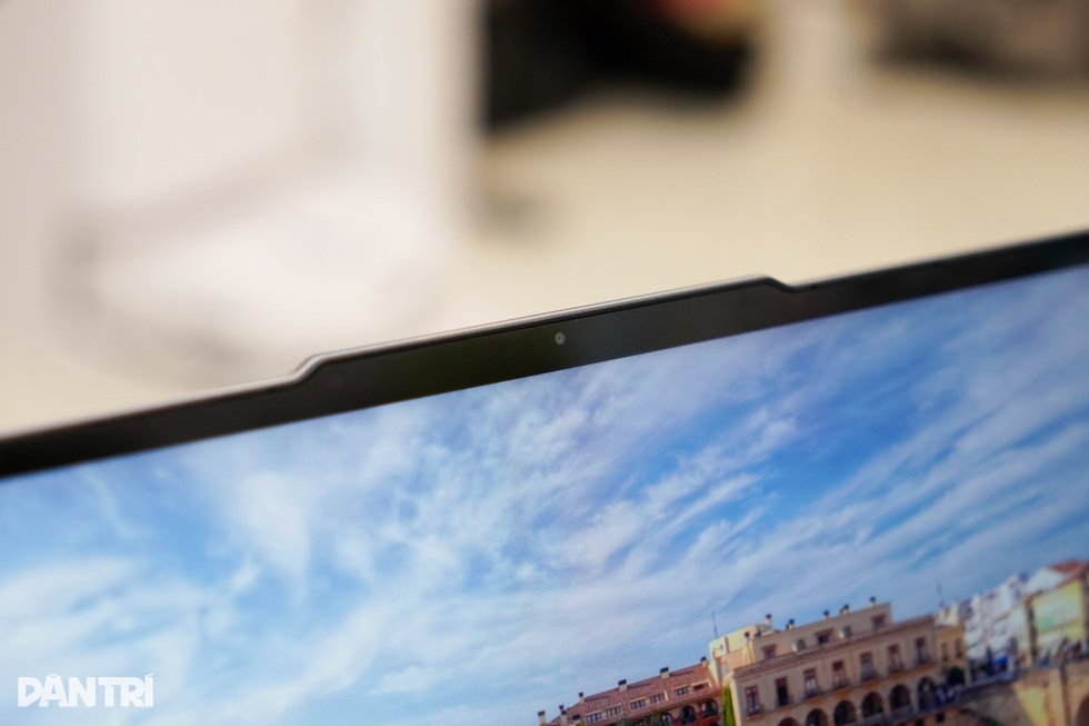 Đánh giá Lenovo Yoga Slim 7i Aura Edition sau một tuần sử dụng - 2 Đánh giá Lenovo Yoga Slim 7i Aura Edition sau một tuần sử dụng - 2