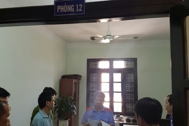 Viện KSND Tối cao bắt, khám xét nhà một kiểm sát viên ở Nha Trang