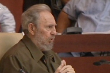 Fidel Castro rút khỏi ban lãnh đạo Đảng Cộng sản Cuba