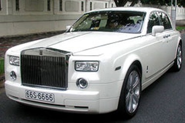 Rolls-Royce Đồng Tháp chơi biển độc 