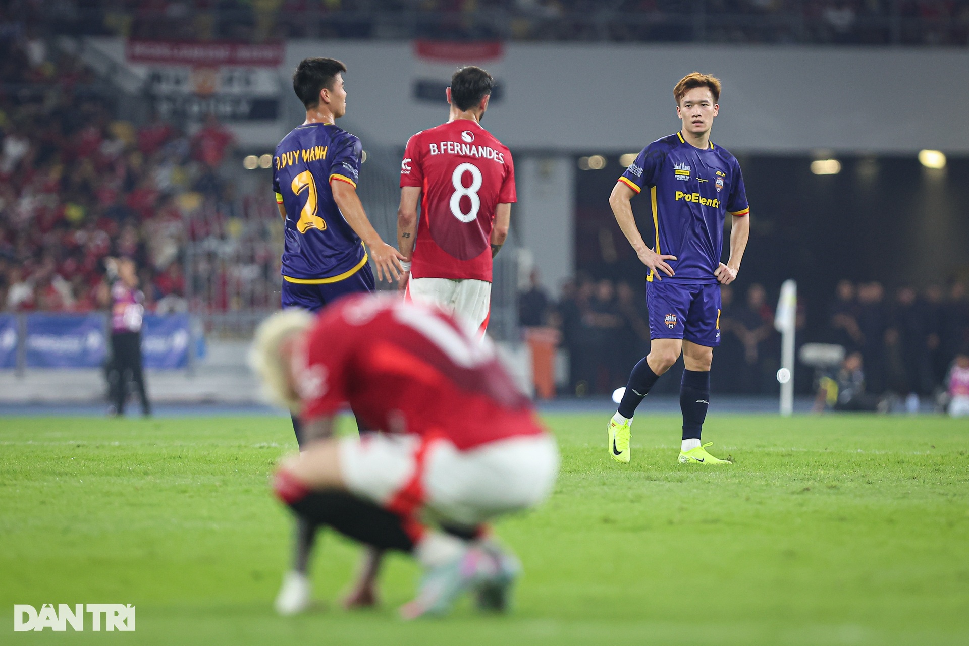 Màn trình diễn đáng nhớ của các tuyển thủ Việt Nam trước Man Utd - 13 Màn trình diễn đáng nhớ của các tuyển thủ Việt Nam trước Man Utd - 13