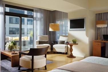 Tài xế ngây thơ sập 'bẫy' khách nữ xinh đẹp