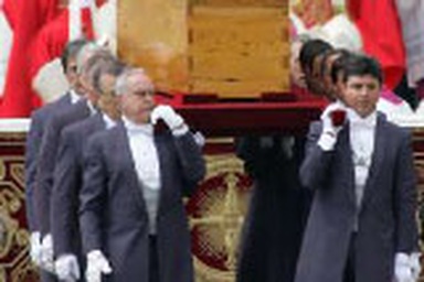 Diễn biến tang lễ Giáo hoàng John Paul II