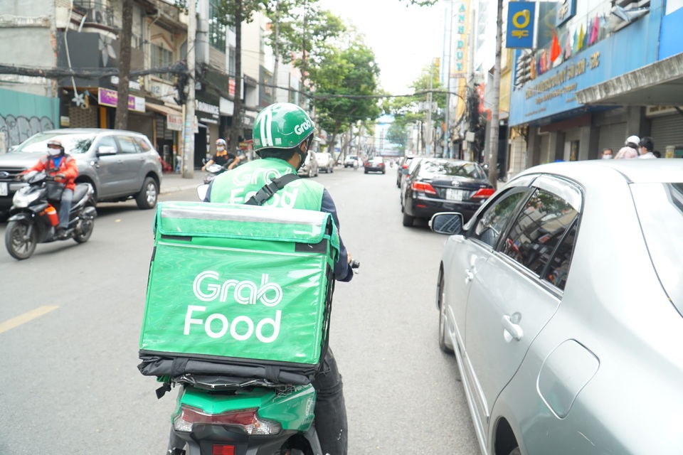 Đại dịch tạm qua, nhưng nhiều nỗi lo còn đè nặng lên vai tài xế công nghệ - 2 Đại dịch tạm qua, nhưng nhiều nỗi lo còn đè nặng lên vai tài xế công nghệ - 2