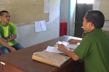 Lại một thanh niên vướng vòng lao lý vì yêu thiếu nữ dưới 16 tuổi