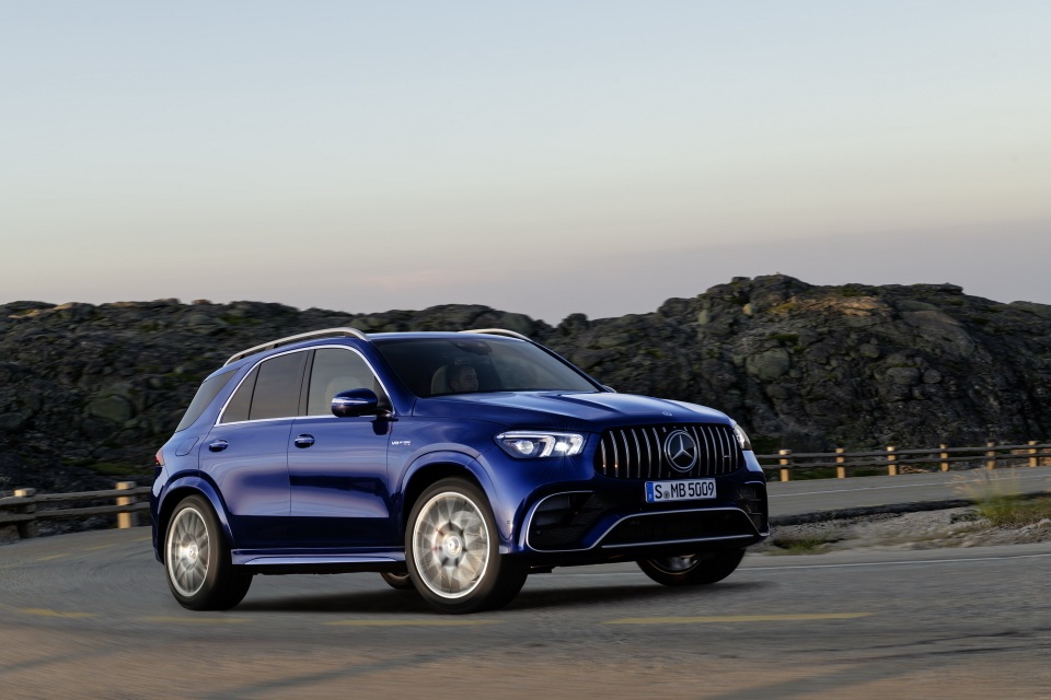 Mercedes-AMG GLE 63 và 63S nghênh chiến BMW X5 M - 23 Mercedes-AMG GLE 63 và 63S nghênh chiến BMW X5 M - 23