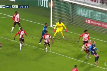 Cú đánh gót siêu đẳng ghi bàn của tiền vệ người Hà Lan