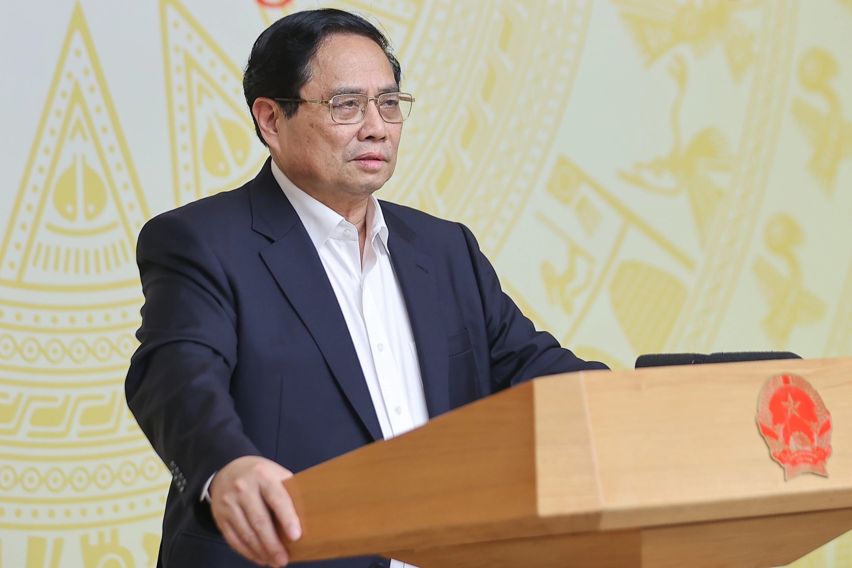 Thủ tướng: “Tin bão phải đi nhanh hơn gió bão” - 1
