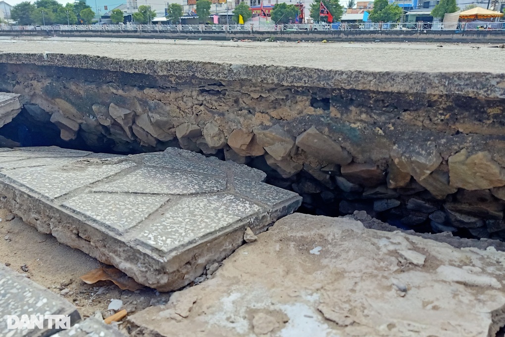 Dự chi hơn một tỷ đồng sửa chữa bờ kè sông Bạc Liêu bị sụp lún - 2 Dự chi hơn một tỷ đồng sửa chữa bờ kè sông Bạc Liêu bị sụp lún - 2