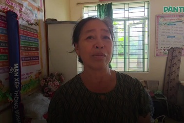 Người phụ nữ đưa 8 trẻ nhỏ tháo chạy trước cơn lũ lên nhanh bất ngờ