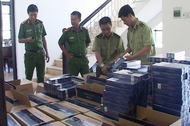 “Truy” trách nhiệm người đứng đầu để xảy ra buôn lậu, hàng giả
