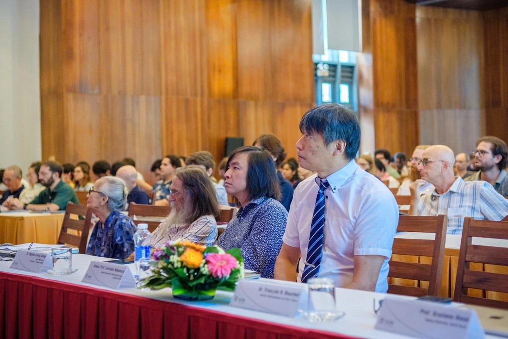 Gia Lai: Gần 150 nhà khoa học quy tụ, thảo luận về vũ trụ - 1 Gia Lai: Gần 150 nhà khoa học quy tụ, thảo luận về vũ trụ - 1