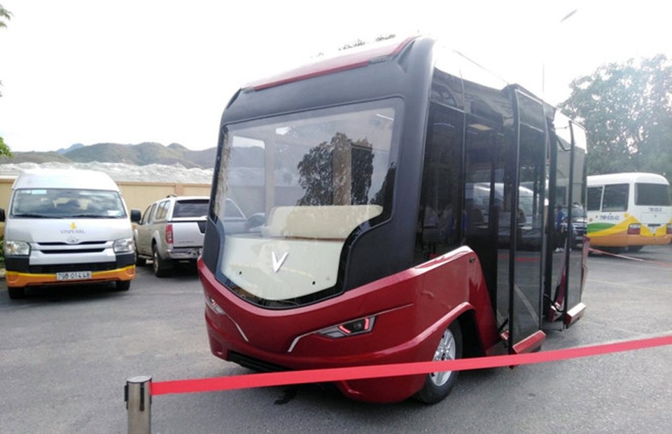 Hà Nội nghiên cứu mở 10 tuyến xe buýt điện - 1 Hà Nội nghiên cứu mở 10 tuyến xe buýt điện - 1