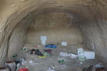 Cướp được chút tiền, người đàn ông trốn biệt ở hang 14 năm vì sợ ngồi tù