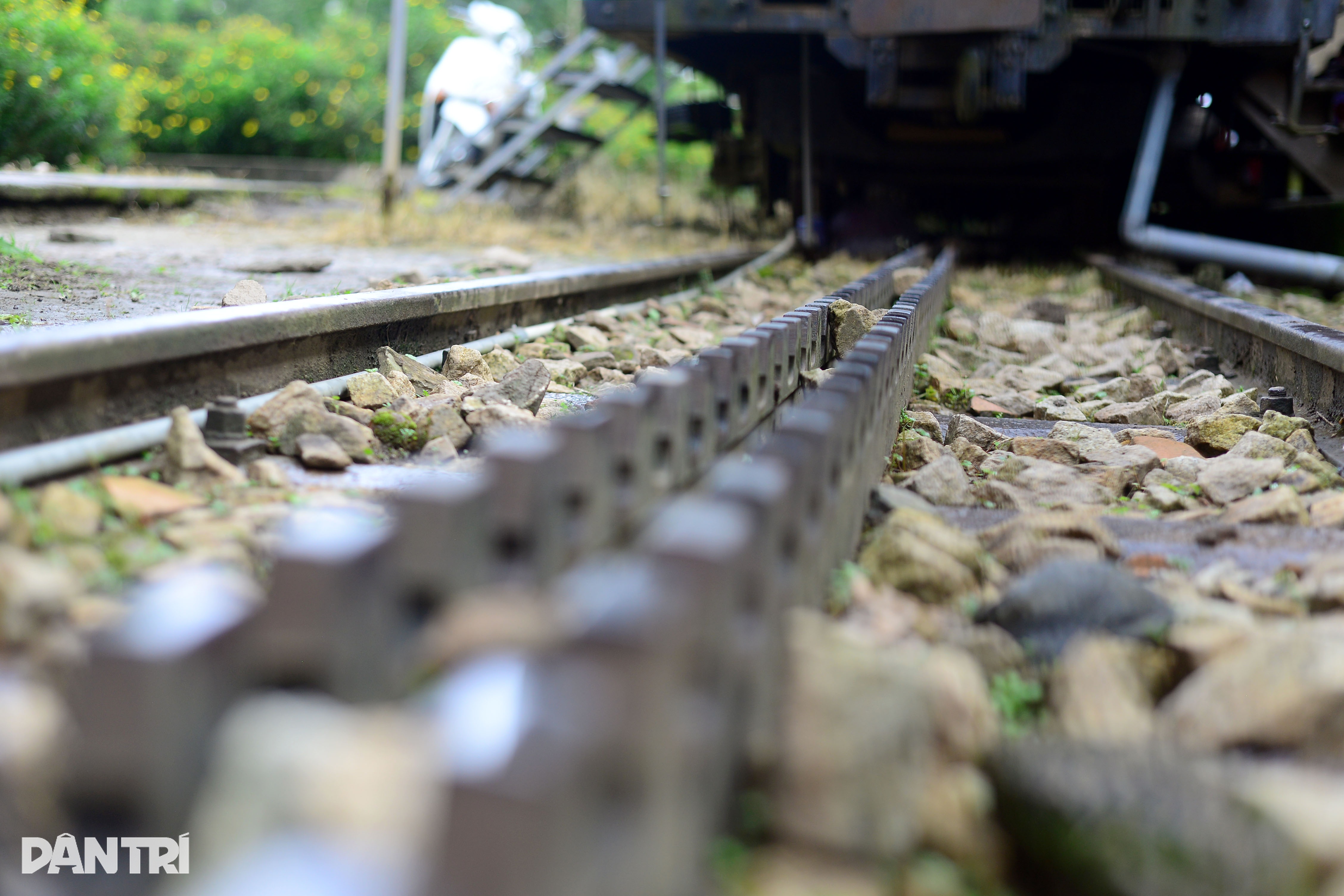 この駅にはベトナムのユニークな歯車式鉄道がある - 4 Nhà ga có đường sắt răng cưa độc nhất vô nhị Việt Nam - 4