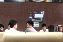 "Ăn không ngon, ngủ không yên" vì bị nhân viên tiền ảo Swiscoin đeo bám