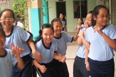 Trẻ tiểu học sợ… mang bầu vì nghe dọa