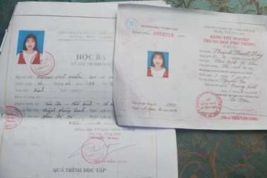 Nữ hiệu trưởng mượn hồ sơ của chị ruột để gian lận bằng cấp