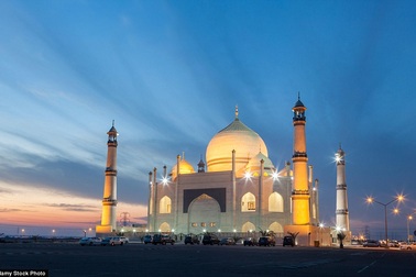 Ngợp mắt trước vẻ lộng lẫy nguy nga của những nhà thờ Hồi giáo