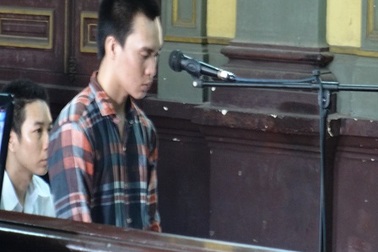 Y án 10 năm tù cho kẻ đổ thuốc trừ sâu vào miệng bạn gái