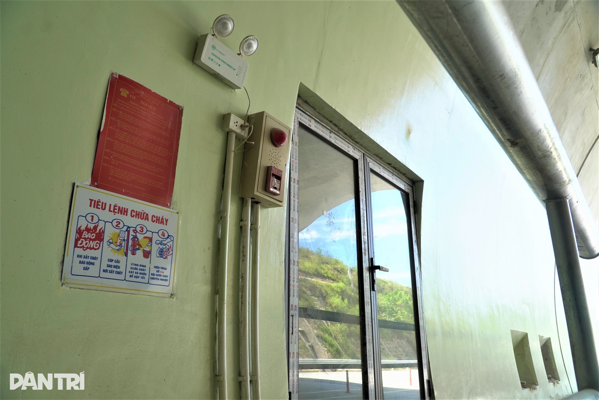 Hầm xuyên núi trên cao tốc Vũng Áng - Bùng sẵn sàng thông xe - 6 Hầm xuyên núi trên cao tốc Vũng Áng - Bùng sẵn sàng thông xe - 6