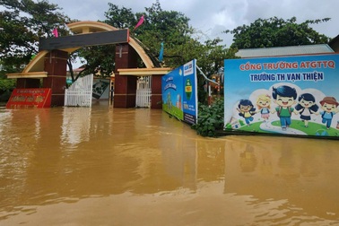 Bão Bualoi gây ảnh hưởng đến hơn 100 cơ sở giáo dục
