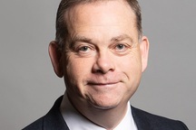 Quốc vụ khanh Anh cảm ơn Việt Nam giúp đỡ công dân Anh trong dịch Covid-19