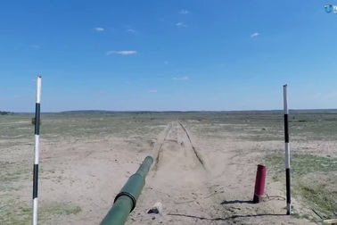 Ukraine có thay đổi được gì khi dùng T-80 tại Donbass