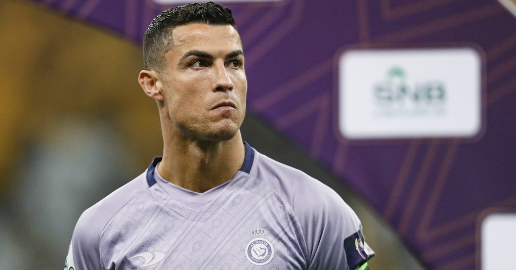Phán quyết bất ngờ với C.Ronaldo sau hành vi phản cảm - 2 Phán quyết bất ngờ với C.Ronaldo sau hành vi phản cảm - 2