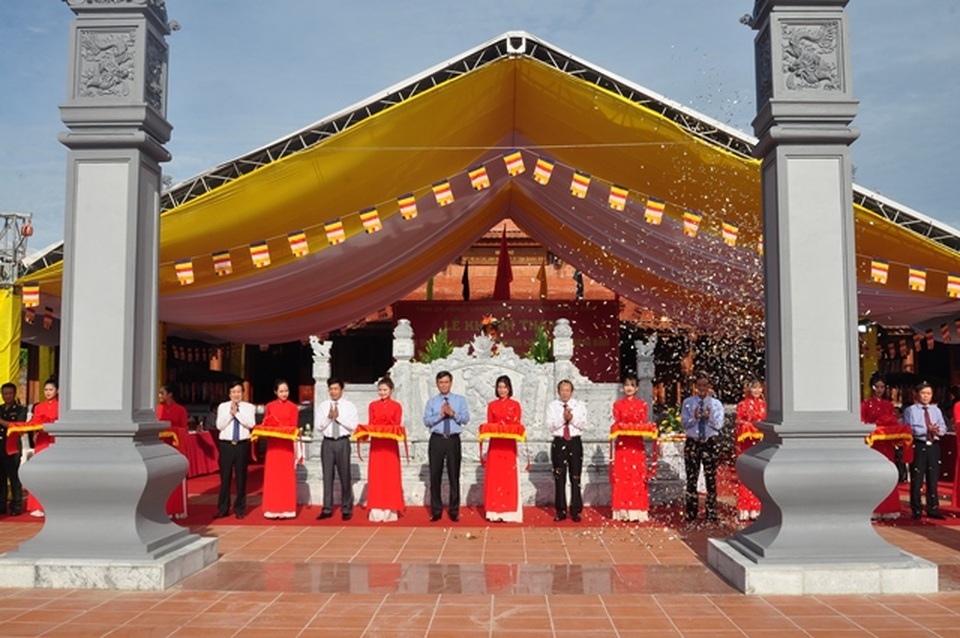 Khánh thành Đền thờ Bác Hồ và các Anh hùng liệt sỹ tỉnh Quảng Bình - 1 Khánh thành Đền thờ Bác Hồ và các Anh hùng liệt sỹ tỉnh Quảng Bình - 1