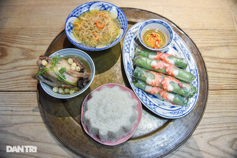 Cửa hàng chỉ bán món truyền thống, ngày chốt trăm đơn, doanh thu khủng - 6 Cửa hàng chỉ bán món truyền thống, ngày chốt trăm đơn, doanh thu khủng - 6