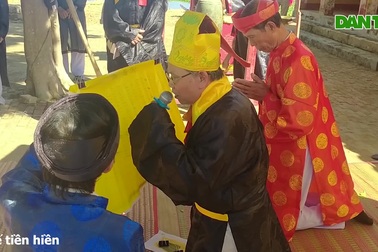 Tưng bừng lễ giỗ tổ nghề gốm Thanh Hà 2023