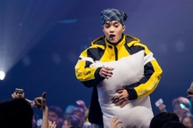 Negav trở lại với sở trường rap, khán giả hưởng ứng nhiệt tình