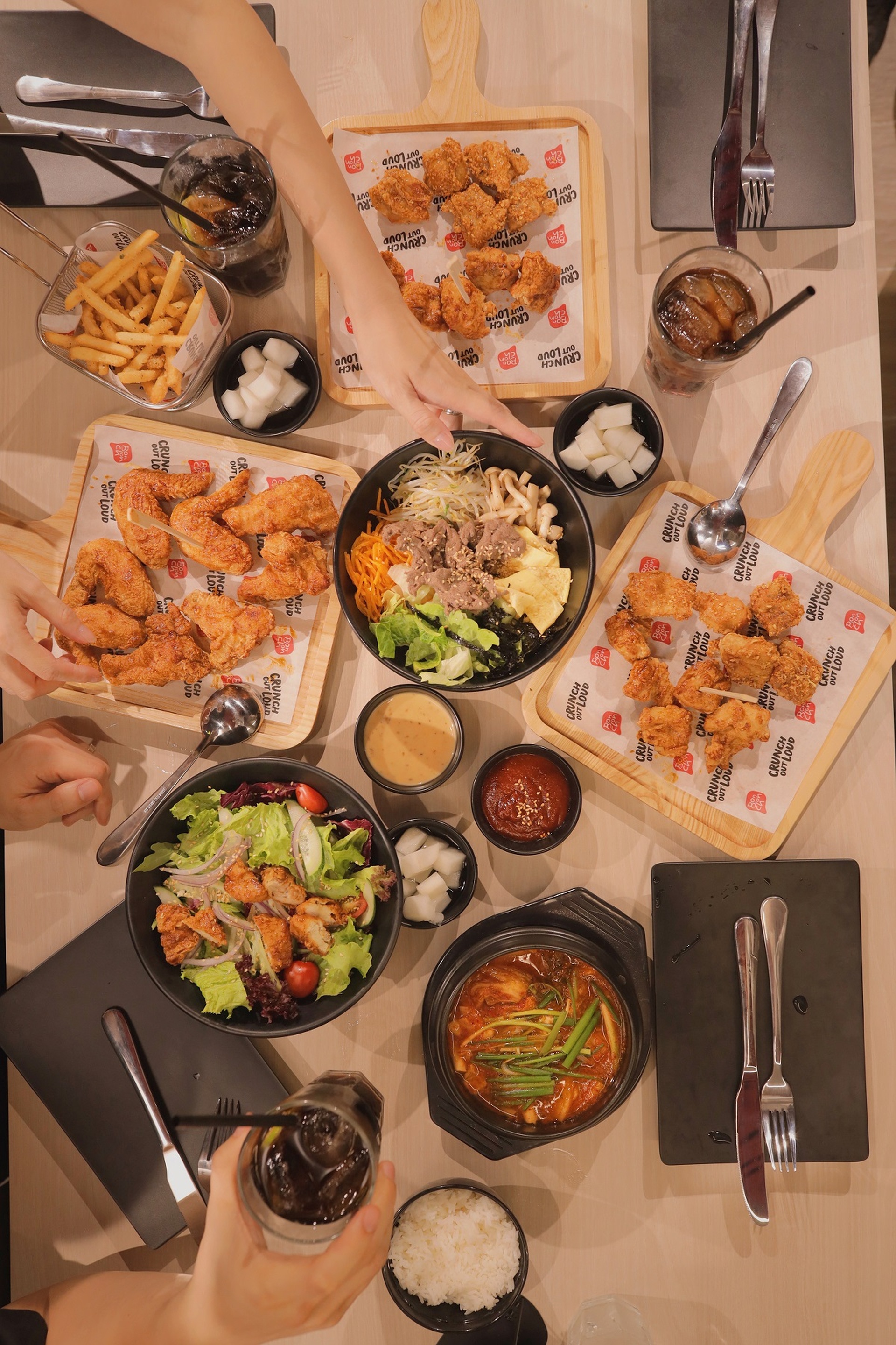 Hàng vạn lượt khách đổ về Grand World trong ngày đầu nghỉ lễ 30/4 - 6 Hàng vạn lượt khách đổ về Grand World trong ngày đầu nghỉ lễ 30/4 - 6