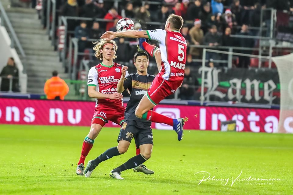 Công Phượng ngồi ngoài, Sint Truidense tiếp tục thua thảm Zulte Waregem - 1 Công Phượng ngồi ngoài, Sint Truidense tiếp tục thua thảm Zulte Waregem - 1