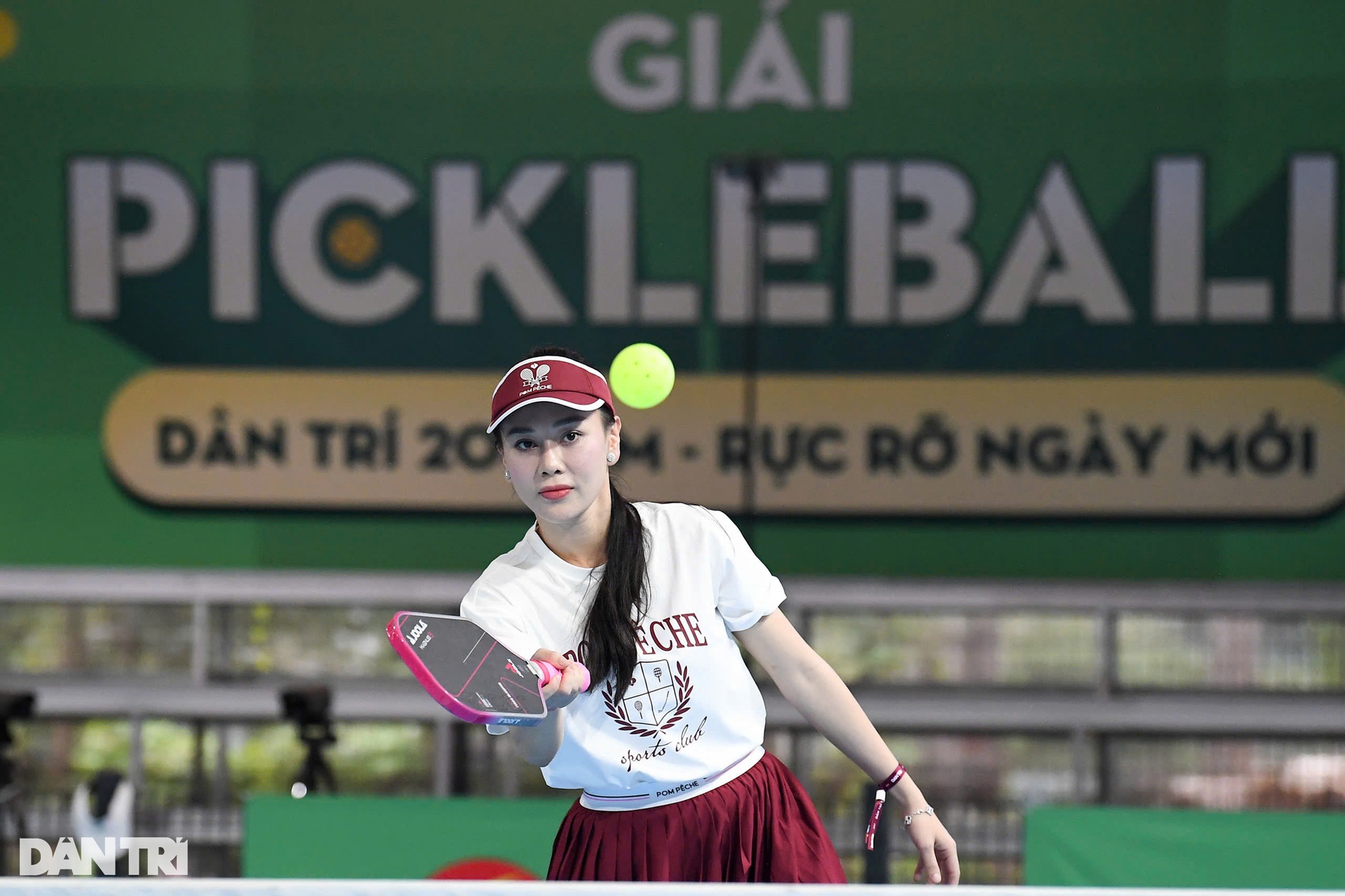 Dàn á hậu, diễn viên, ca sĩ nổi tiếng hâm nóng giải pickleball Dân trí - 11 Dàn á hậu, diễn viên, ca sĩ nổi tiếng hâm nóng giải pickleball Dân trí - 11