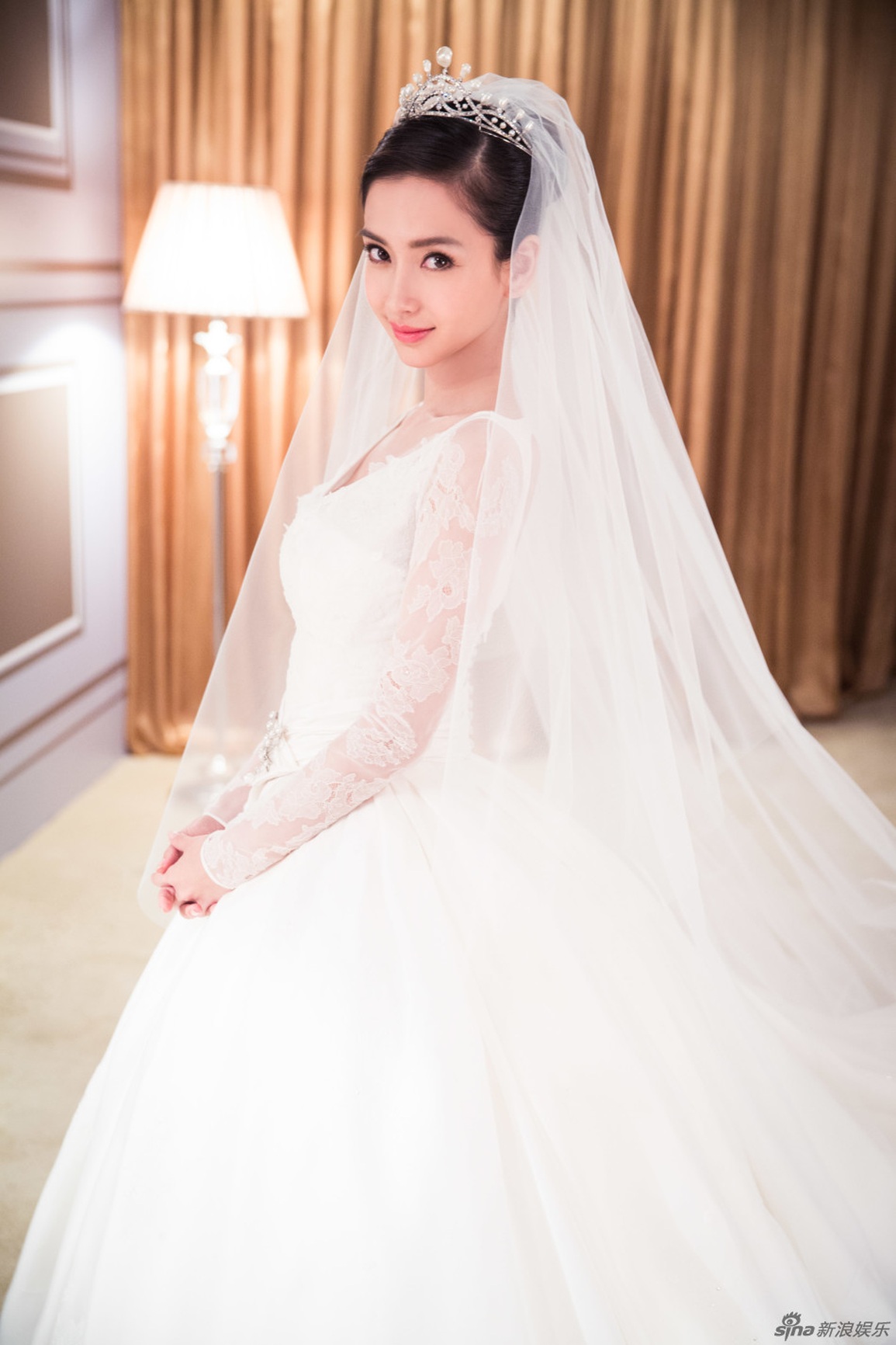 Huỳnh Hiểu Minh và Angelababy ly hôn: Khi ngôn tình chỉ có trên màn ảnh - 3 Huỳnh Hiểu Minh và Angelababy ly hôn: Khi ngôn tình chỉ có trên màn ảnh - 3