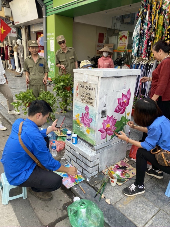 Gắn biển công trình chào mừng kỷ niệm 1010 năm Thăng Long – Hà Nội - Ảnh 3.