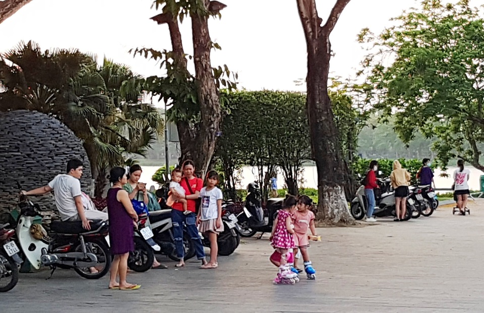 Thừa Thiên Huế sẽ nới lỏng thêm dịch vụ ăn uống, du lịch sau 22/4 - 3 Thừa Thiên Huế sẽ nới lỏng thêm dịch vụ ăn uống, du lịch sau 22/4 - 3