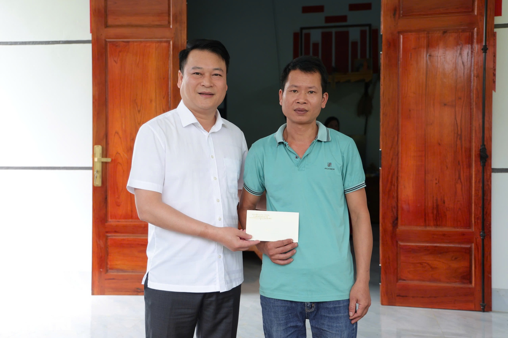 “Ngôi nhà mới mang nguồn năng lượng tích cực, giúp bà con thoát nghèo” - 5 “Ngôi nhà mới mang nguồn năng lượng tích cực, giúp bà con thoát nghèo” - 5