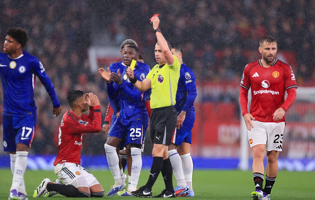 Man Utd hạ Chelsea trong trận cầu Sanchez, Casemiro nhận thẻ đỏ - 2 Man Utd hạ Chelsea trong trận cầu Sanchez, Casemiro nhận thẻ đỏ - 2